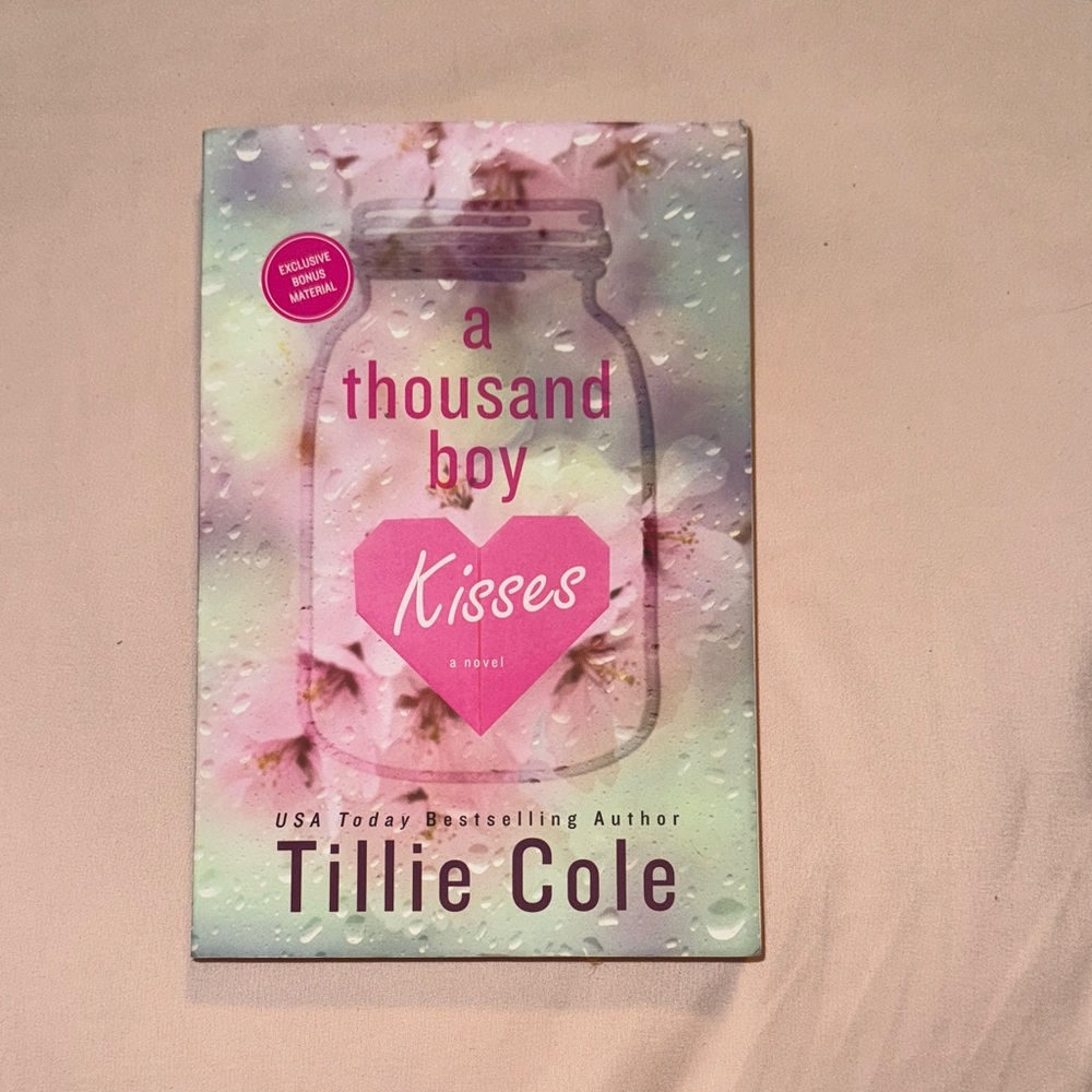 A Thousand Boy Kisses by - Tillie Cole